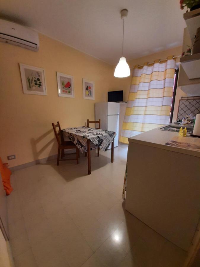 Perla Marina Apartment Чефалу Екстериор снимка
