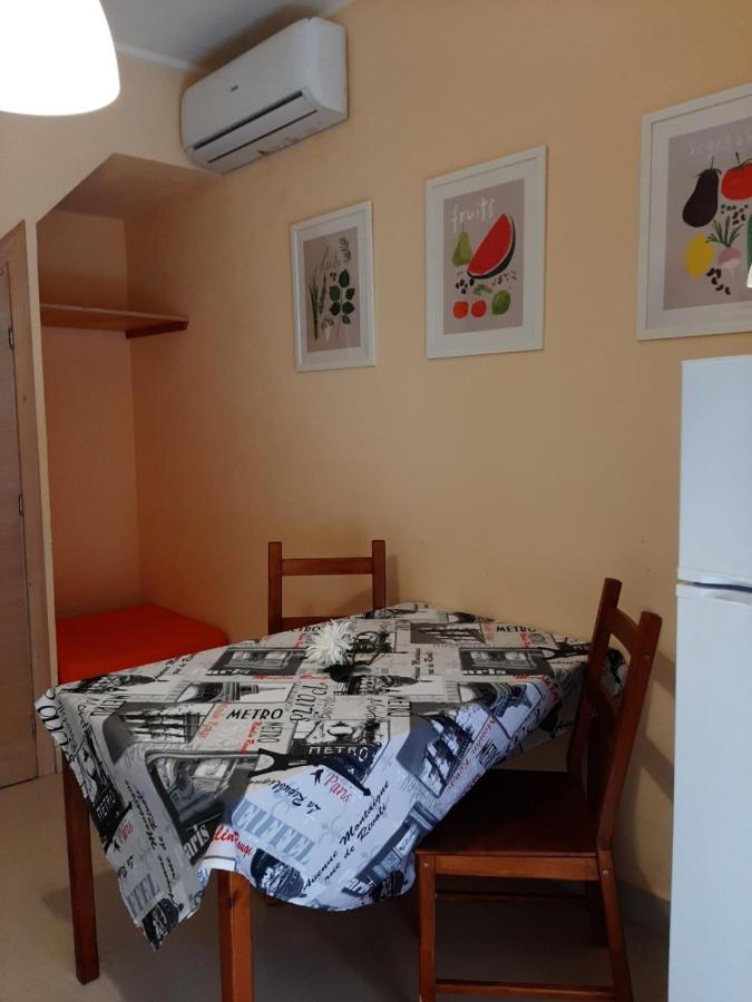 Perla Marina Apartment Чефалу Екстериор снимка
