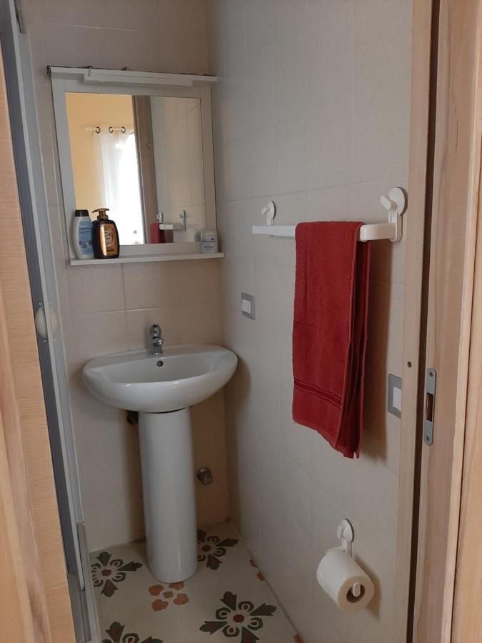 Perla Marina Apartment Чефалу Екстериор снимка