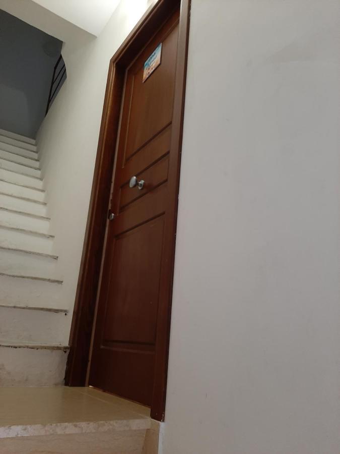 Perla Marina Apartment Чефалу Екстериор снимка