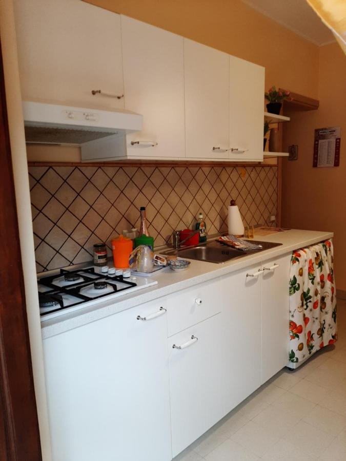Perla Marina Apartment Чефалу Екстериор снимка